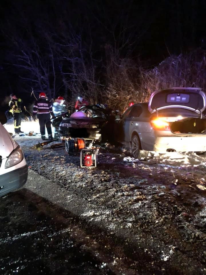 FOTO- Tragedie rutieră: Două persoane au murit într-un accident pe DN 1