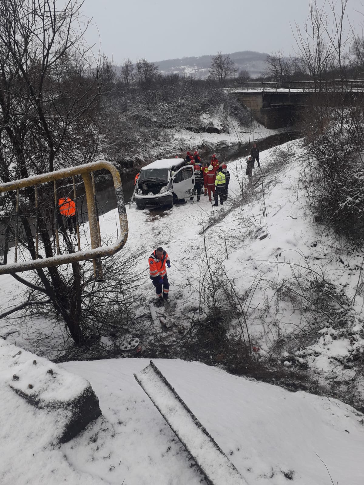 7 persoane ranite intr-un accident in zona Vestem