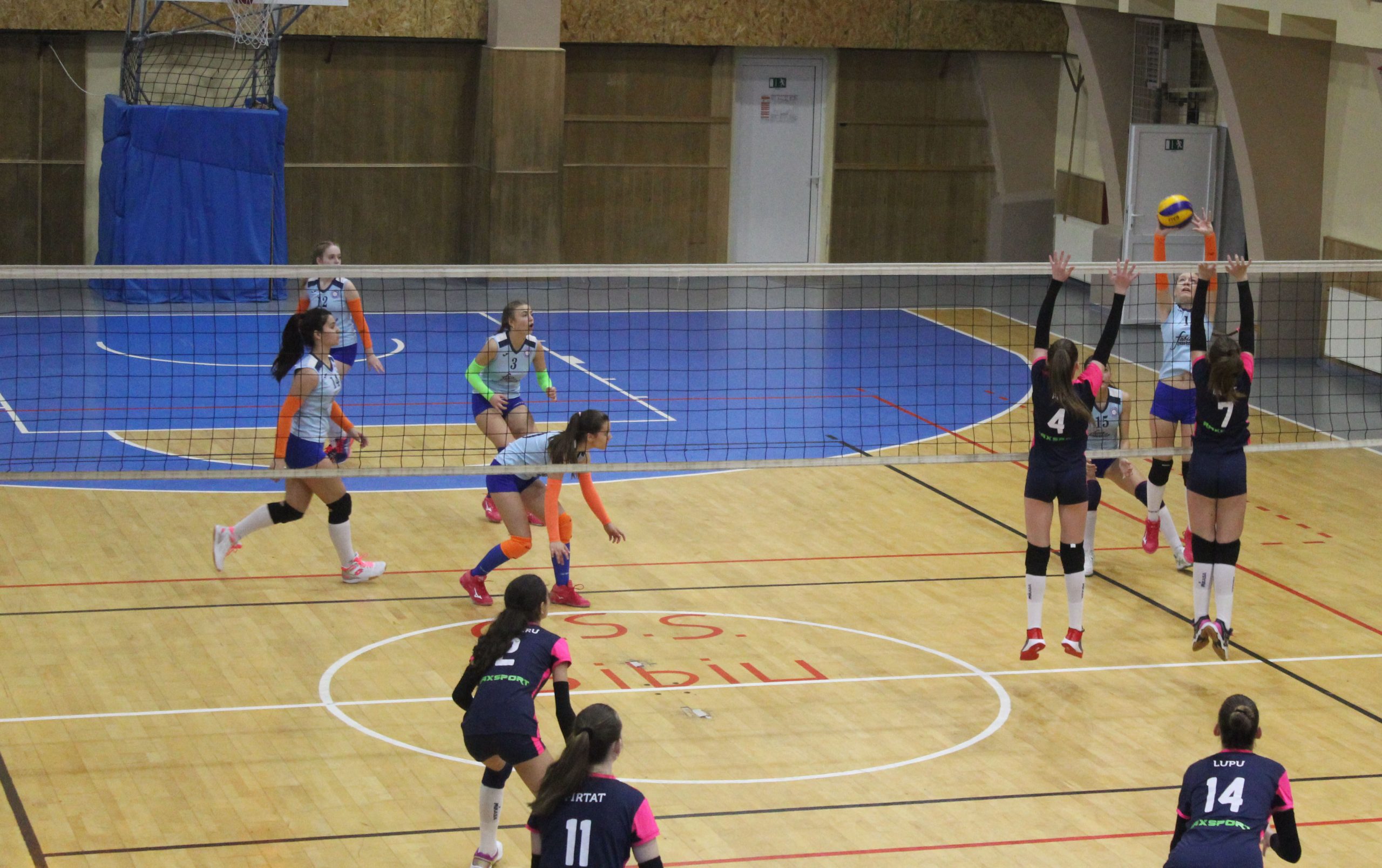 Cadetele de la CSȘ Sibiu au terminat sezonul la volei