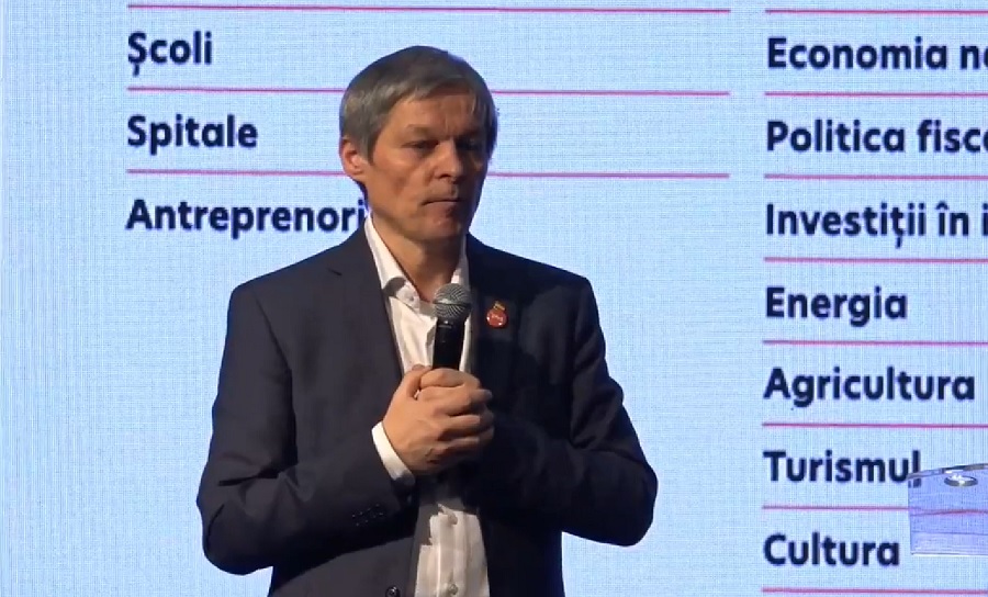 Dacian Cioloș a fost ales președinte al PLUS, la primul congres al partidului, dar numai pentru 1 an