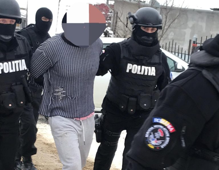 FOTO: Criminalul de la Mediaș a fost prins!