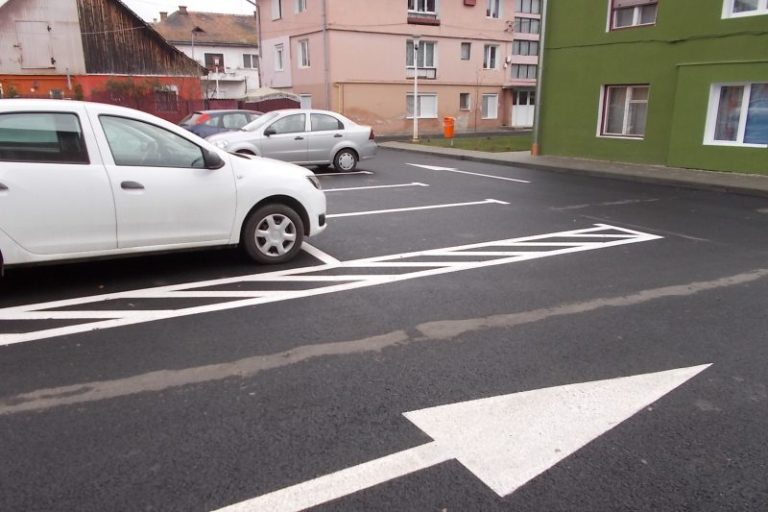 Primăria Mediaș va amenaja peste 1.000 de locuri de parcare în 2019