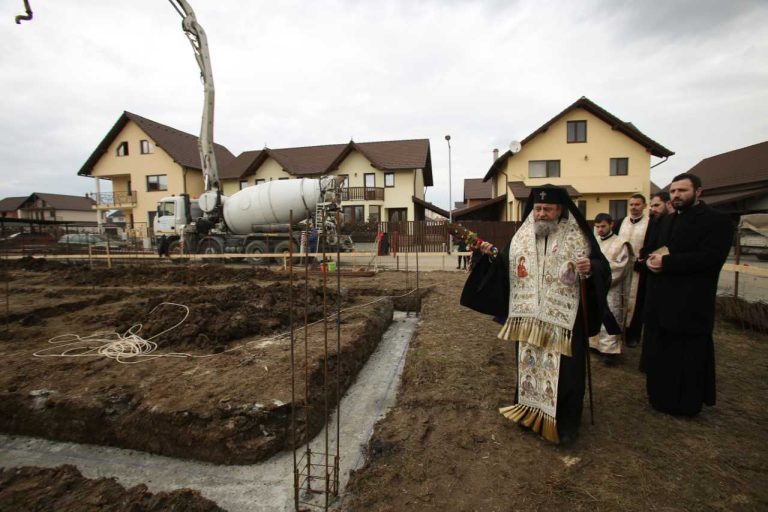 FOTO –  Arhiepiscopia Sibiului construiește o grădiniță în Cartierul Arhitecților