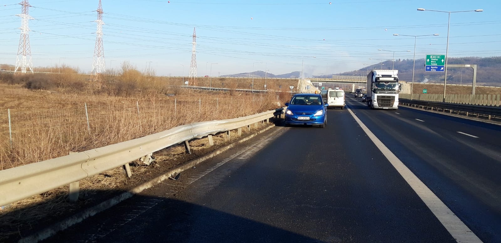 VIDEO: Accident pe autostradă, un șofer nu a acordat prioritate