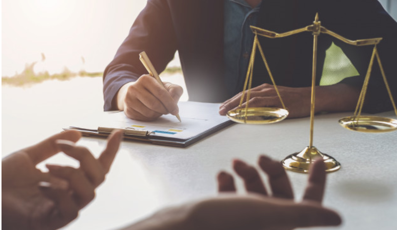 Cauti un avocat de drept penal? Iata ce calitati trebuie sa aiba acesta