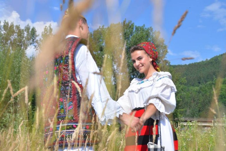 „Dragobetele sărută fetele”