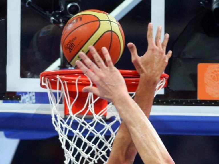 CSM Mediaș a pierdut, 79-91, meciul cu Dinamo București