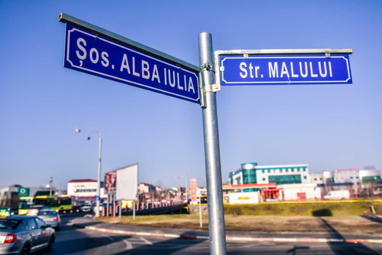 FOTO – Indicatoare stradale noi pe străzile din Sibiu