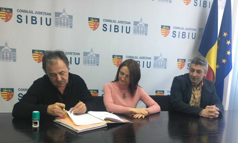 S-a semnat contractul pentru reabilitarea drumului dintre Mediaș și Bârghiș