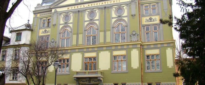 „Ghidul ilustrat al elevului”, lansat și la Sibiu