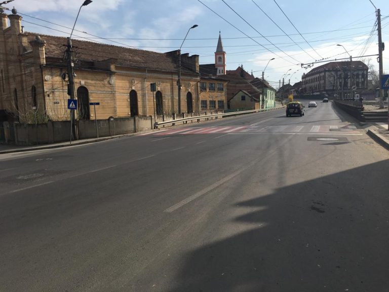 Două femei lovite pe o trecere de pietoni din Mediaș