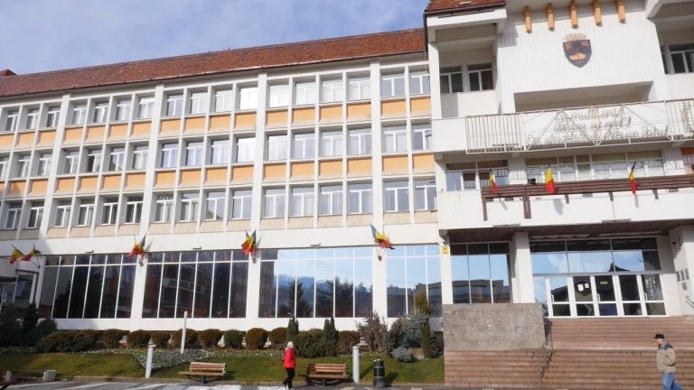 Toți angajații vor fi evacuați din sediul Primăriei Mediaș