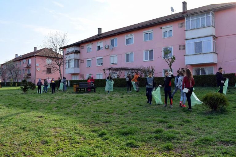 FOTO – Marea Curățenie de Paști la Copșa Mică