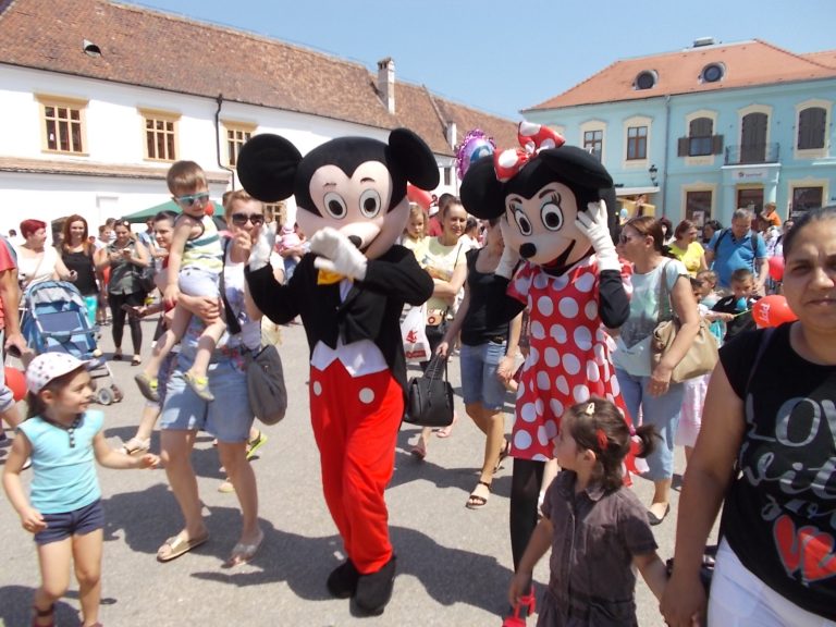 1 iunie de poveste la Mediaș. Surprize pentru copiii din oraș