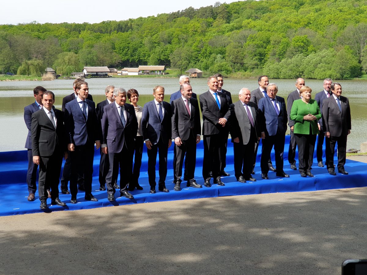 FOTO Manfred Weber, Angela Merkel, Donald Tusk, împreună cu Klaus Iohannis, summit PPE la Muzeul Astra din Sibiu