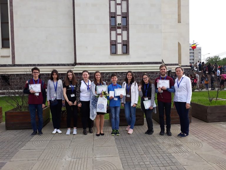 Elevă din Mediaș, Premiul I la Olimpiada Națională de Religie. Tinerii sibieni au avut rezultate remarcabile