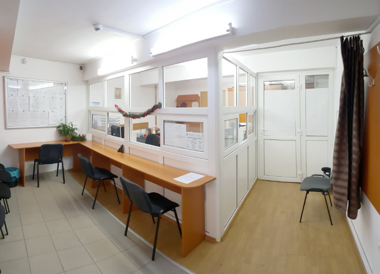 Locuitorii județului își pot face cartea de identitate inclusiv sâmbătă și duminică pentru a putea vota