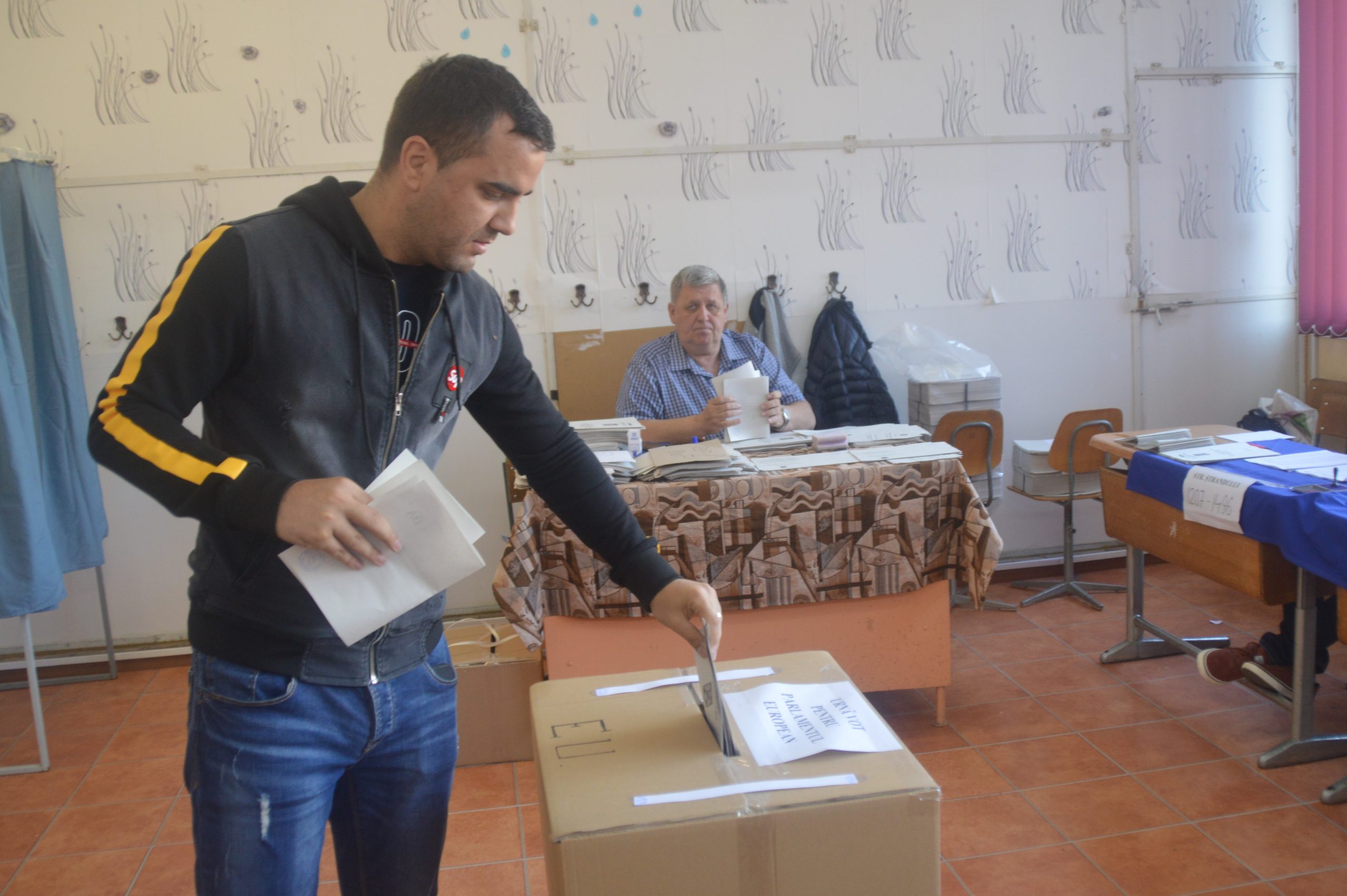 ALEGERI 26 MAI: Prezență la vot masivă. Date în timp real de la BEC