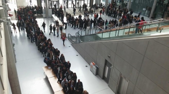 ALEGERI 26 MAI: Diaspora și președintele României solicită prelungirea programului secțiilor de votare