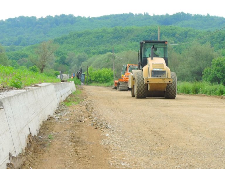 Lucrări de peste 96 milioane euro pe drumurile județene din Sibiu