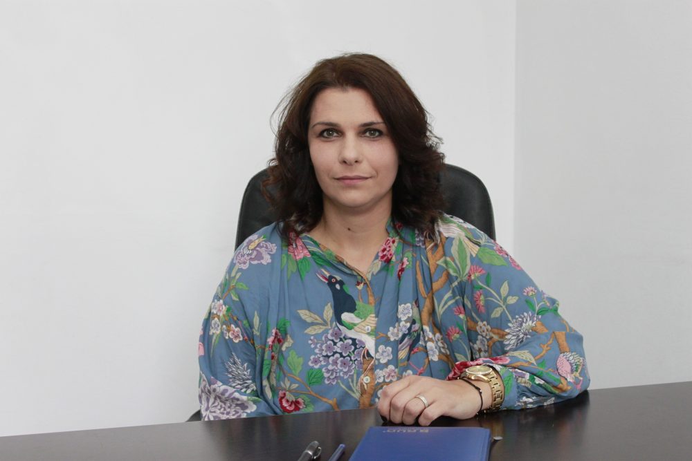 „Orfanii albi” ai României, o dramă națională – Cum pot fi ajutați copiii cu părinți plecați în străinătate