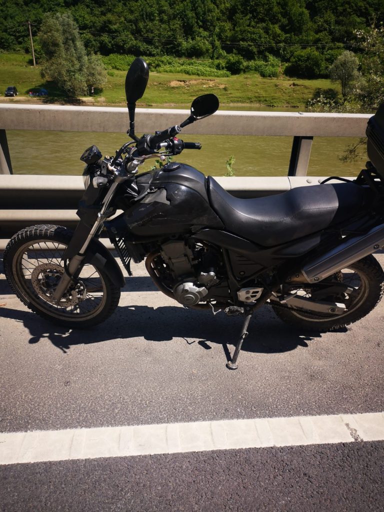 FOTO – Motociclist rănit pe Drumul Național 7