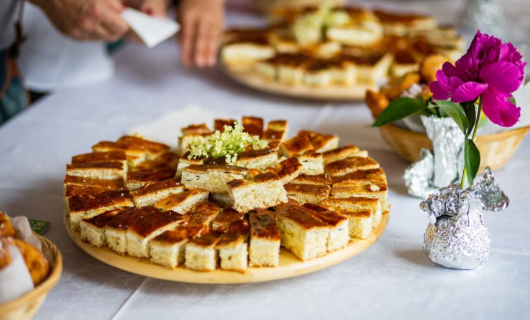 FOTO – Rășinărenii și oaspeții au petrecut la Ziua Vărzarului