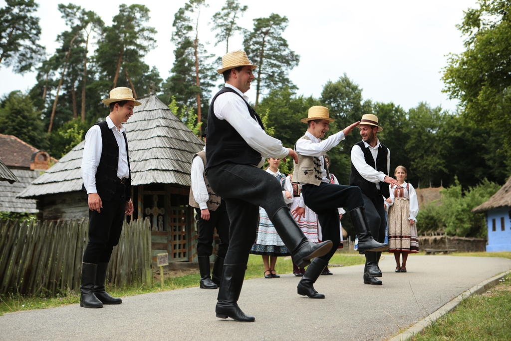 VIDEO | 13.710 vizitatori în Muzeul ASTRA, la sfârșitul săptămânii trecute
