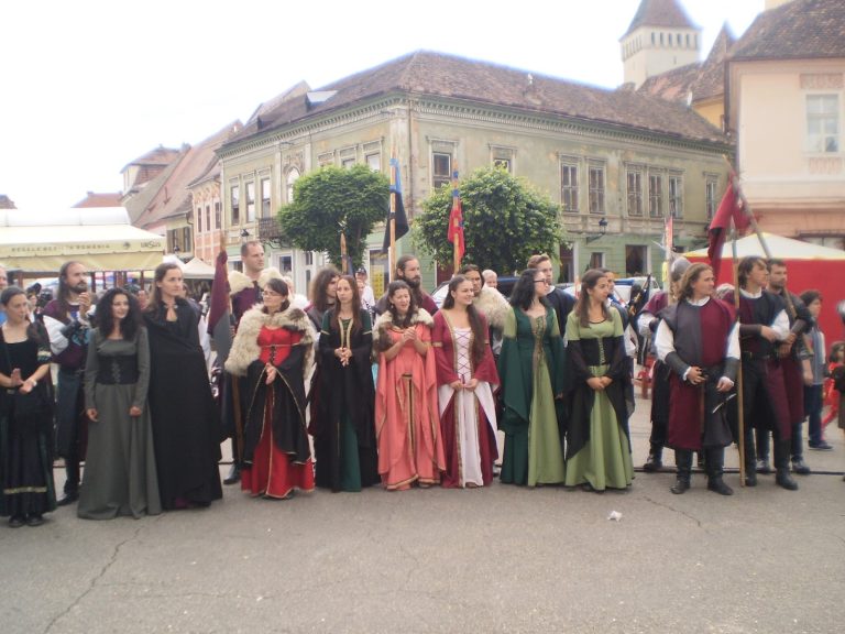 Zeci de ateliere pentru copii pregătite la Festivalul Mediaș Cetate Medievală