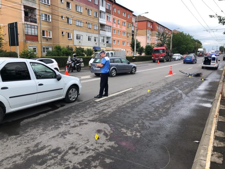 Biciclist decedat în urma unui accident rutier