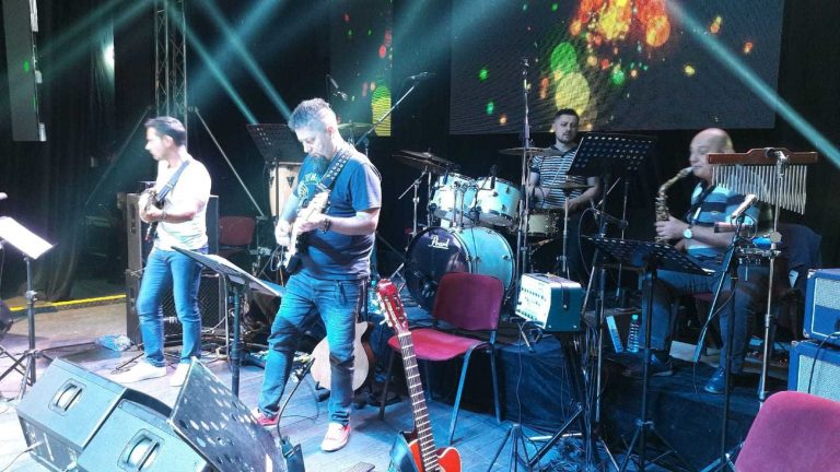 „Crema” muzicii ușoare românești ajunge la Sibiu