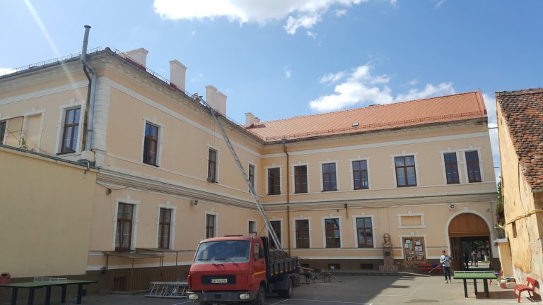 Lucrări la unitățile de învățământ din Mediaș în vacanța de vară