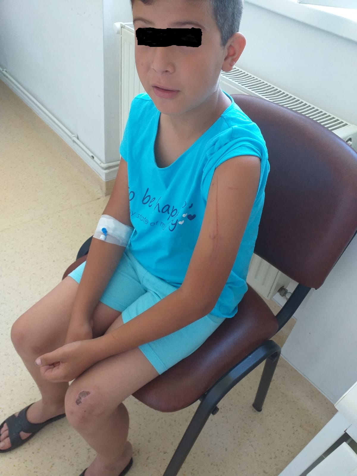 FOTO/Doi copii au ajuns la spital după ce au fost atacați de urs în localitatea Hosman