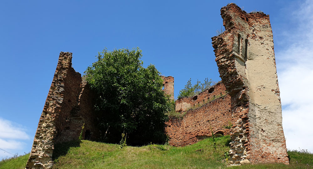 Călător prin România cu Alexandra Cristian. Cetatea Slimnicului