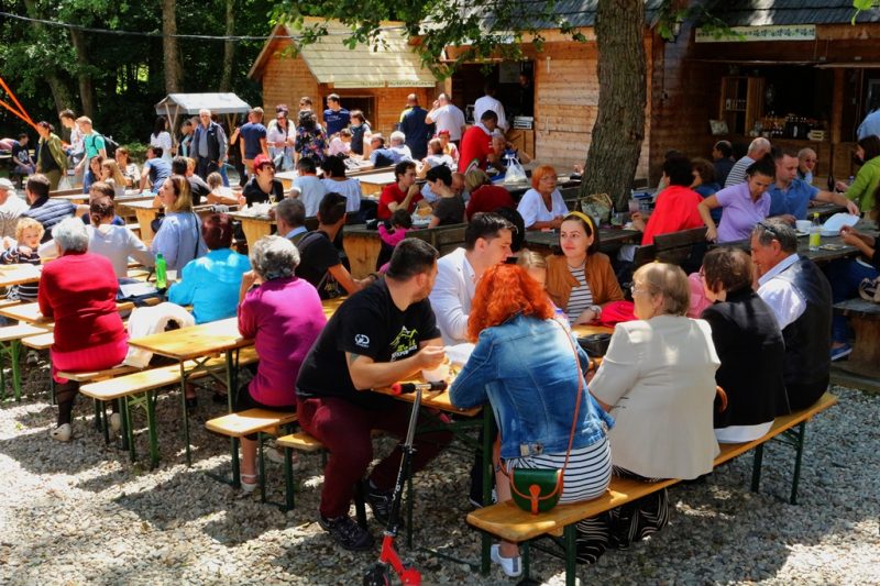 Ateliere interactive pentru copii și evenimente culinare, în Muzeul în Aer Liber, în weekend