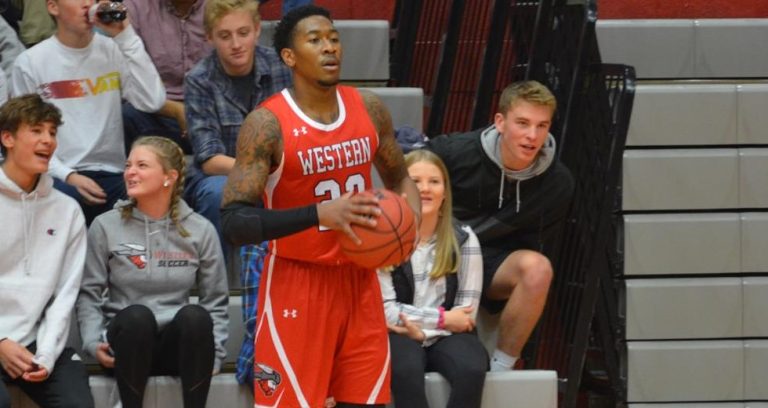 CSM Mediaș l-a transferat pe americanul Quincy Harding