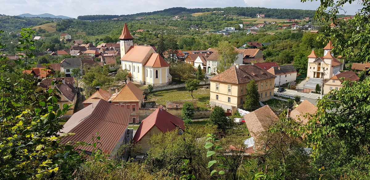 Călător prin România cu Alexandra Cristian Biserica fortificată Cisnădioara