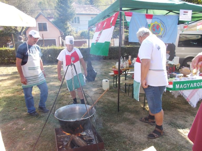 FOTO – Polițiștii-bucătari s-au întrecut la Hanul Greweln din Mediaș