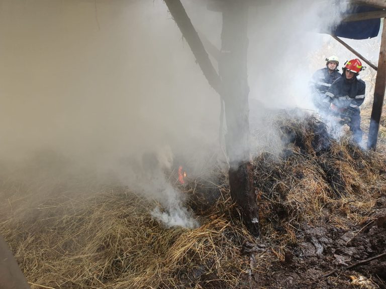 Șură în flăcări la Șoroștin