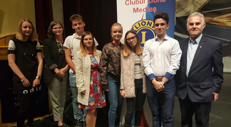 Leo Club Mediaș de la Liceul „Axente Sever” se pregătește de „botezul” Lions