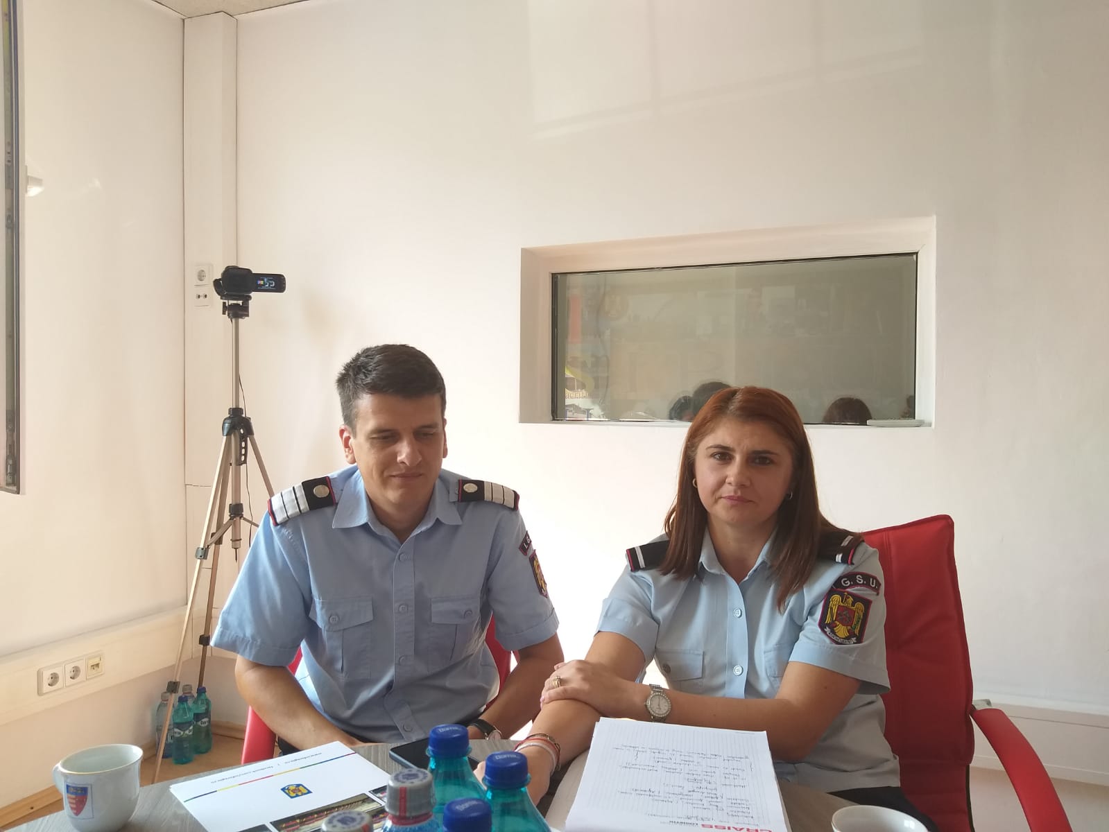 VIDEO/Festivitate în Piața Mare și retragere cu torțe de Ziua Pompierilor