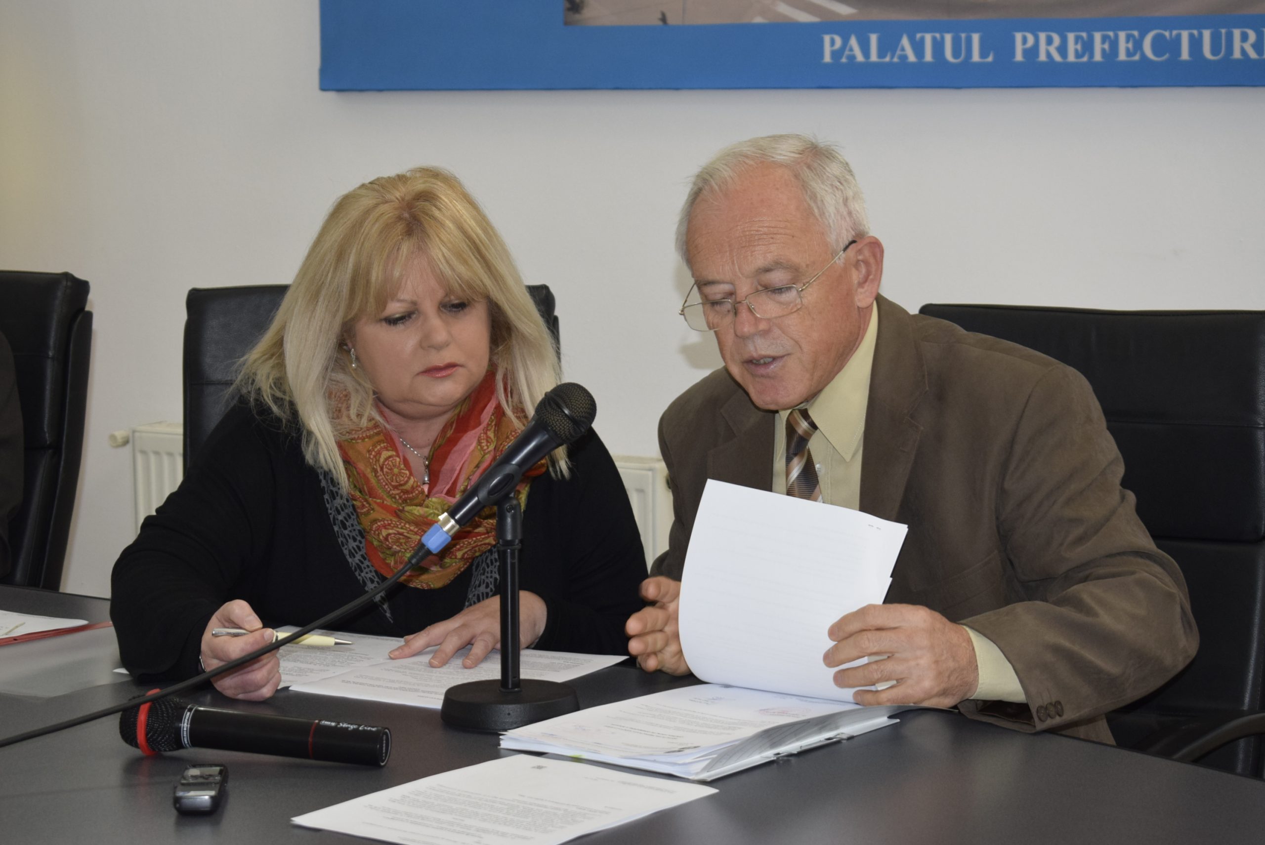 Două focare de pestă porcină, confirmate. Târgurile de animale sunt închise, poliția face controale