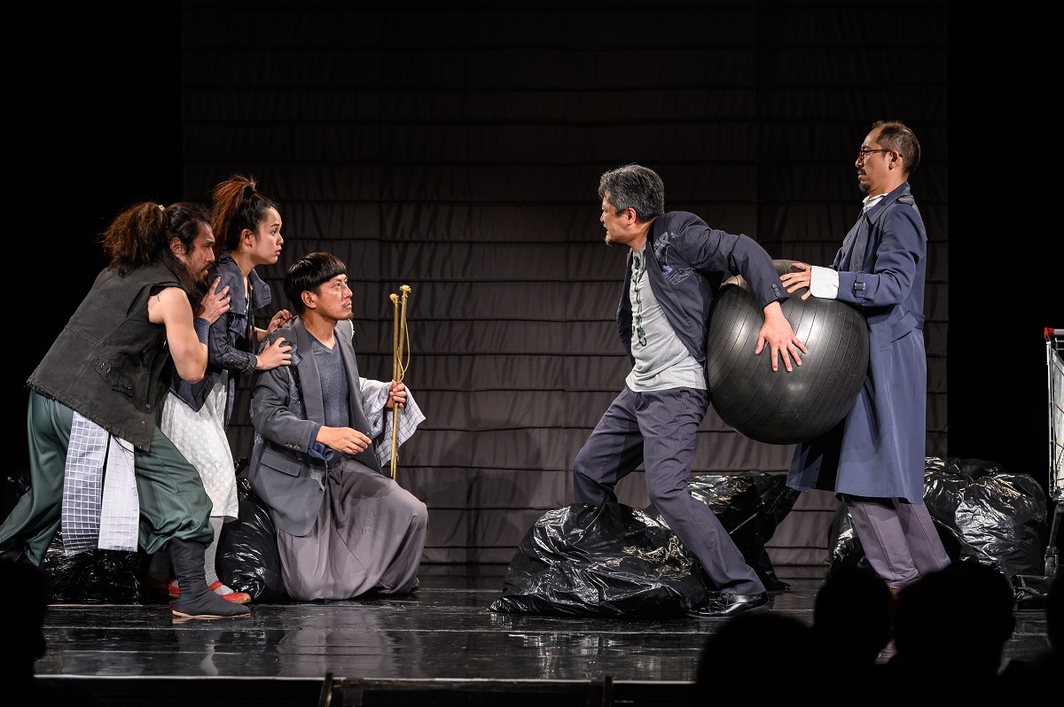 FITS, menționat ca exemplu de bună practică, în Japonia