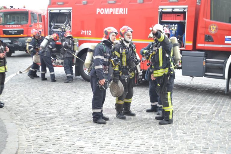 Incendiu la un cabinet stomatologic din Sibiu