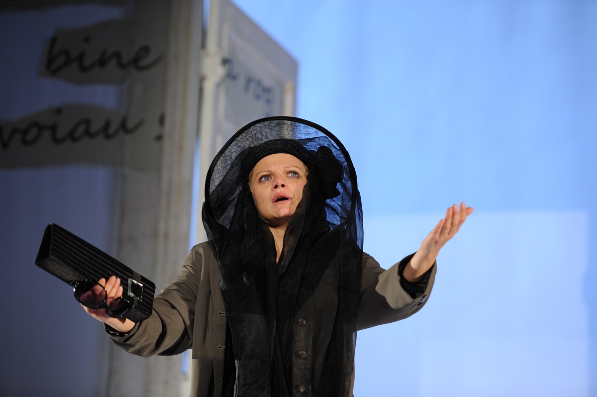 TNRS, în turneu cu „Felii”, la Shanghai