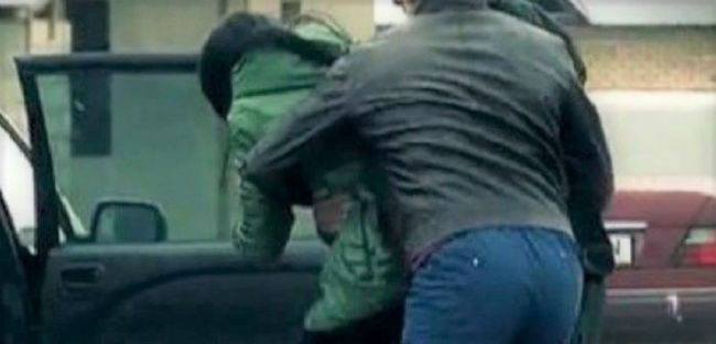 Tânără luată cu forța din Sibiu de fostul iubit. Agresorul, drogat, a fost prins