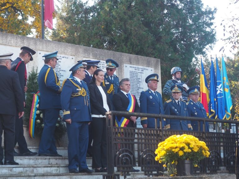 FOTO – Ziua Armatei Române, marcată la Mediaș