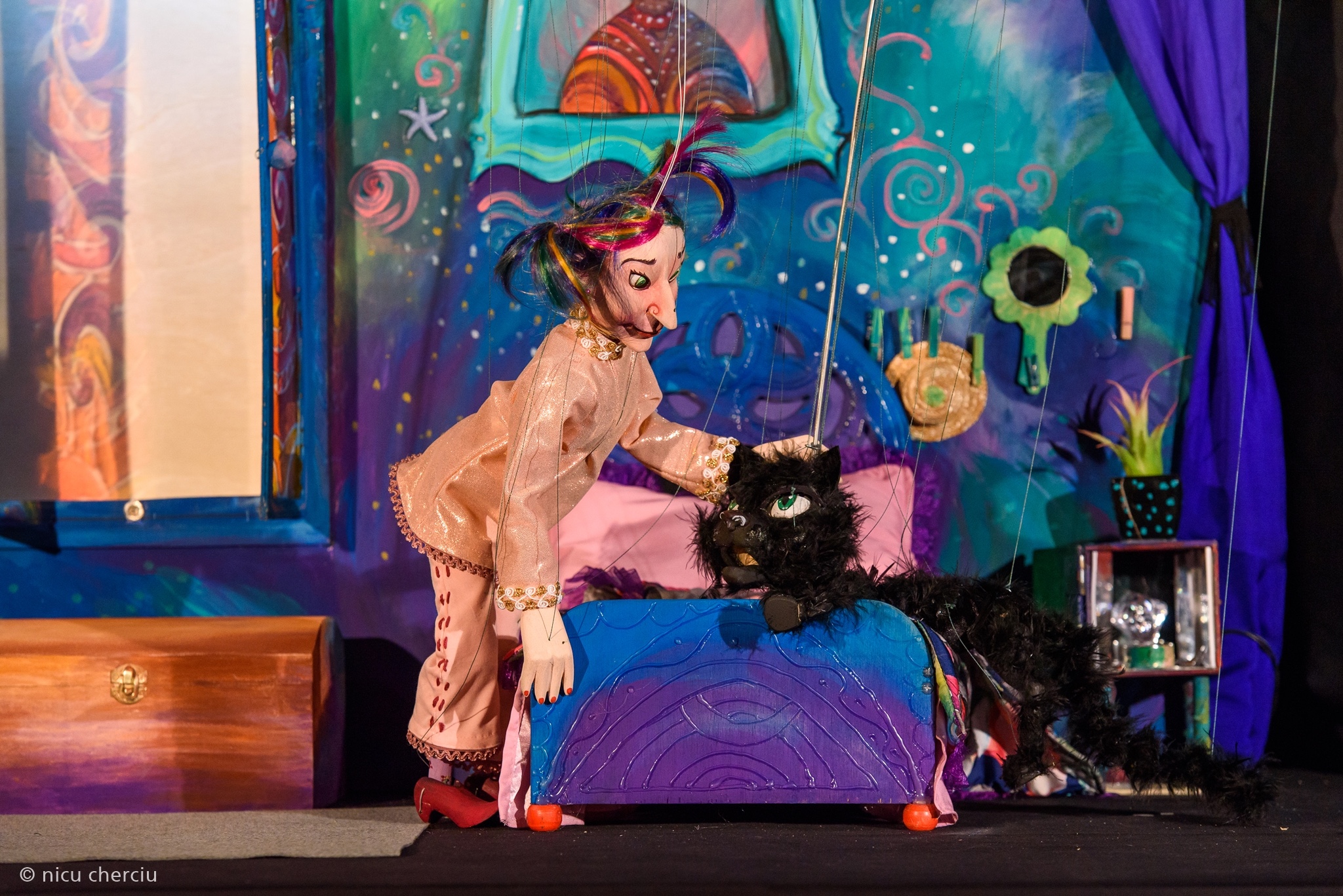 „Povești în parc” și cu o vrăjitoare din Alba Iulia și Cluj Napoca, la Festivalul Tânăr de la Sibiu