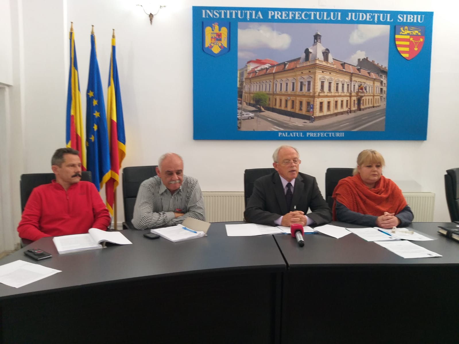 Focar confirmat de pestă porcină în Sibiu: trei localități, în zonă de protecție