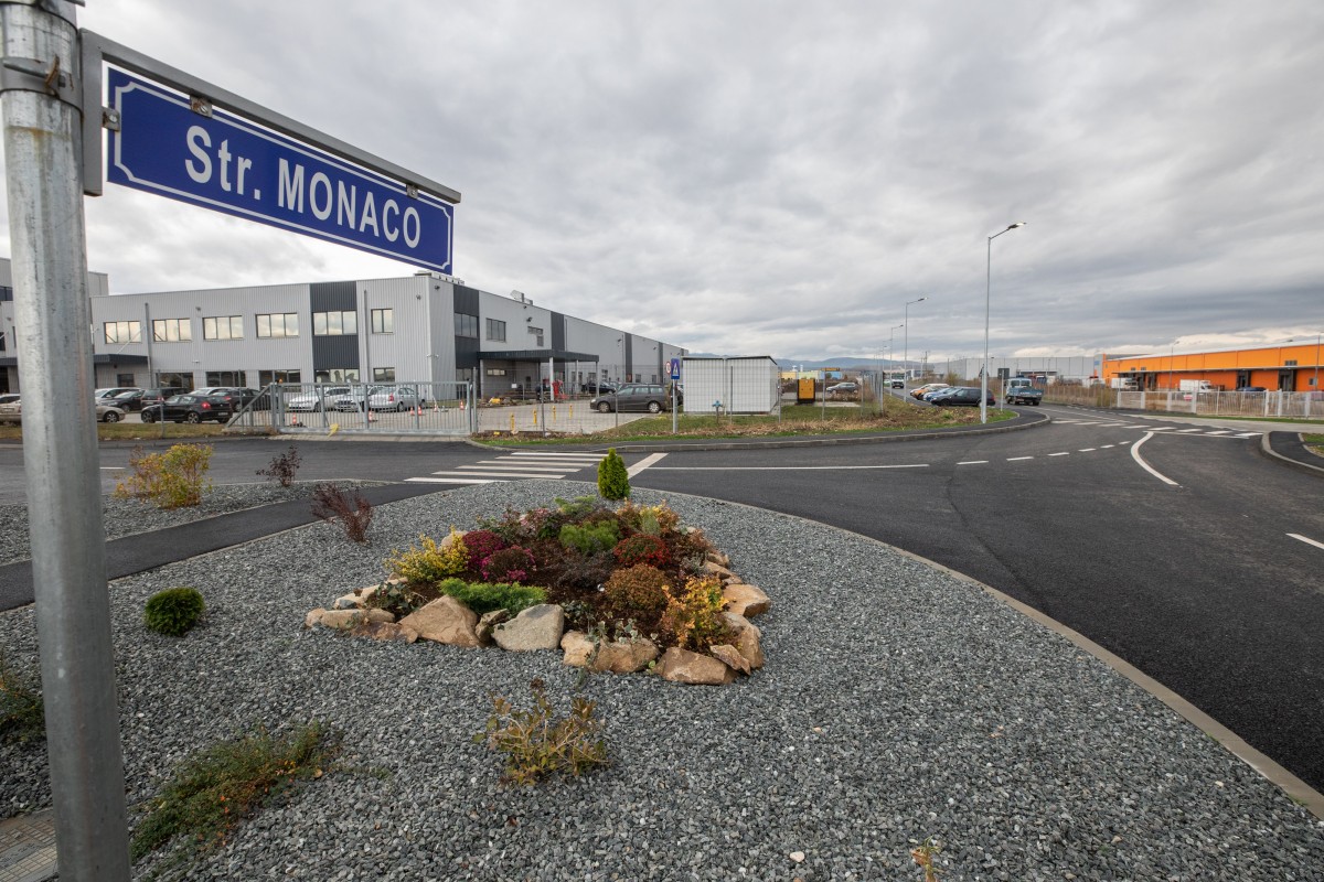 Strada Monaco din Zona Industrială Vest a fost reabilitată, cu o întârziere de două luni